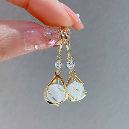 白蓮 — ホワイトオパール ゴールドドロップピアス